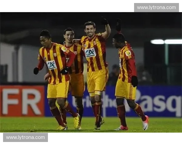 朗斯vs阿弗尔：法甲赛场上的经典对决与不朽传奇